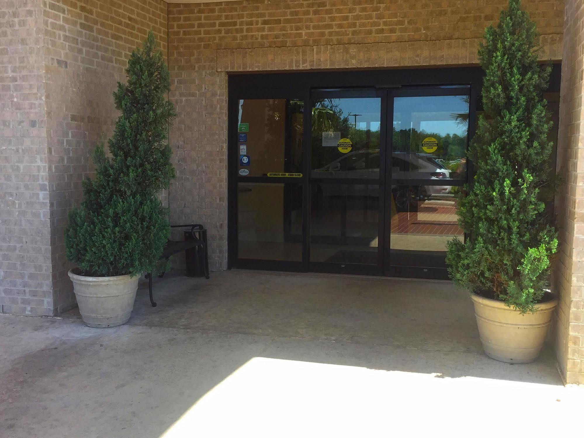 Americas Best Value Inn & Suites-Livingston Exterior photo