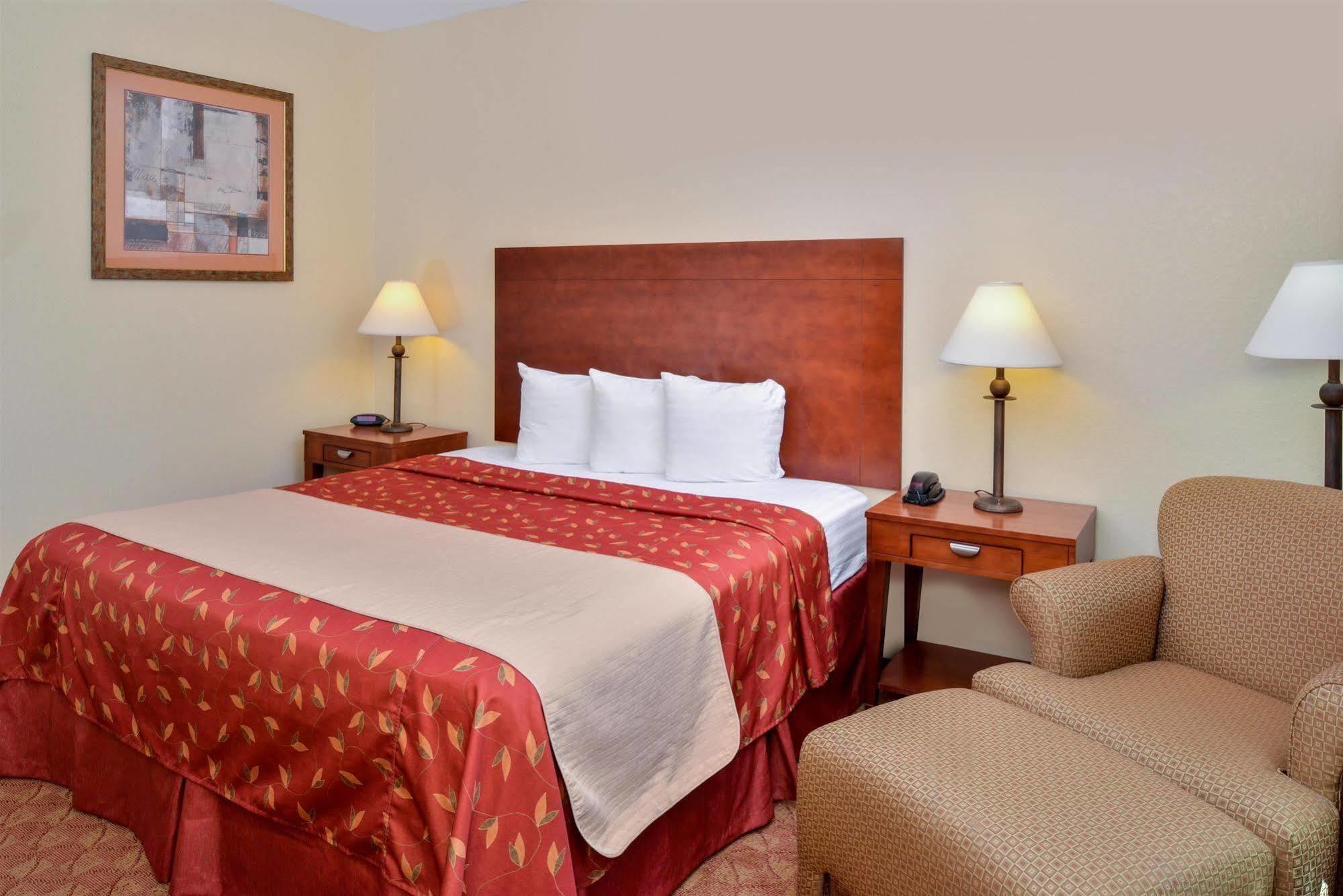 Americas Best Value Inn & Suites-Livingston Exterior photo